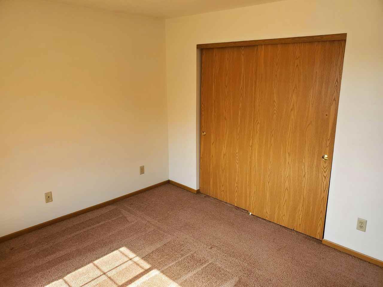 S75 W16830 Gregory Dr - Photo 7 of 13