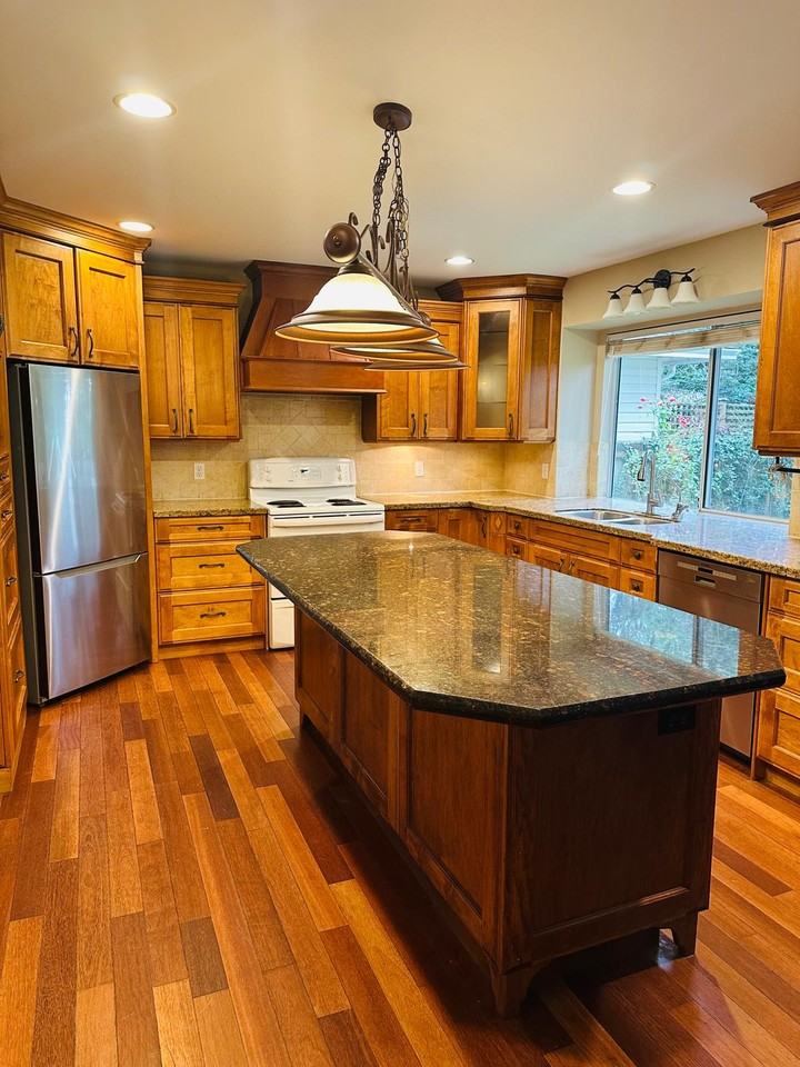 13614 Malabar Avenue - Photo 3 of 41