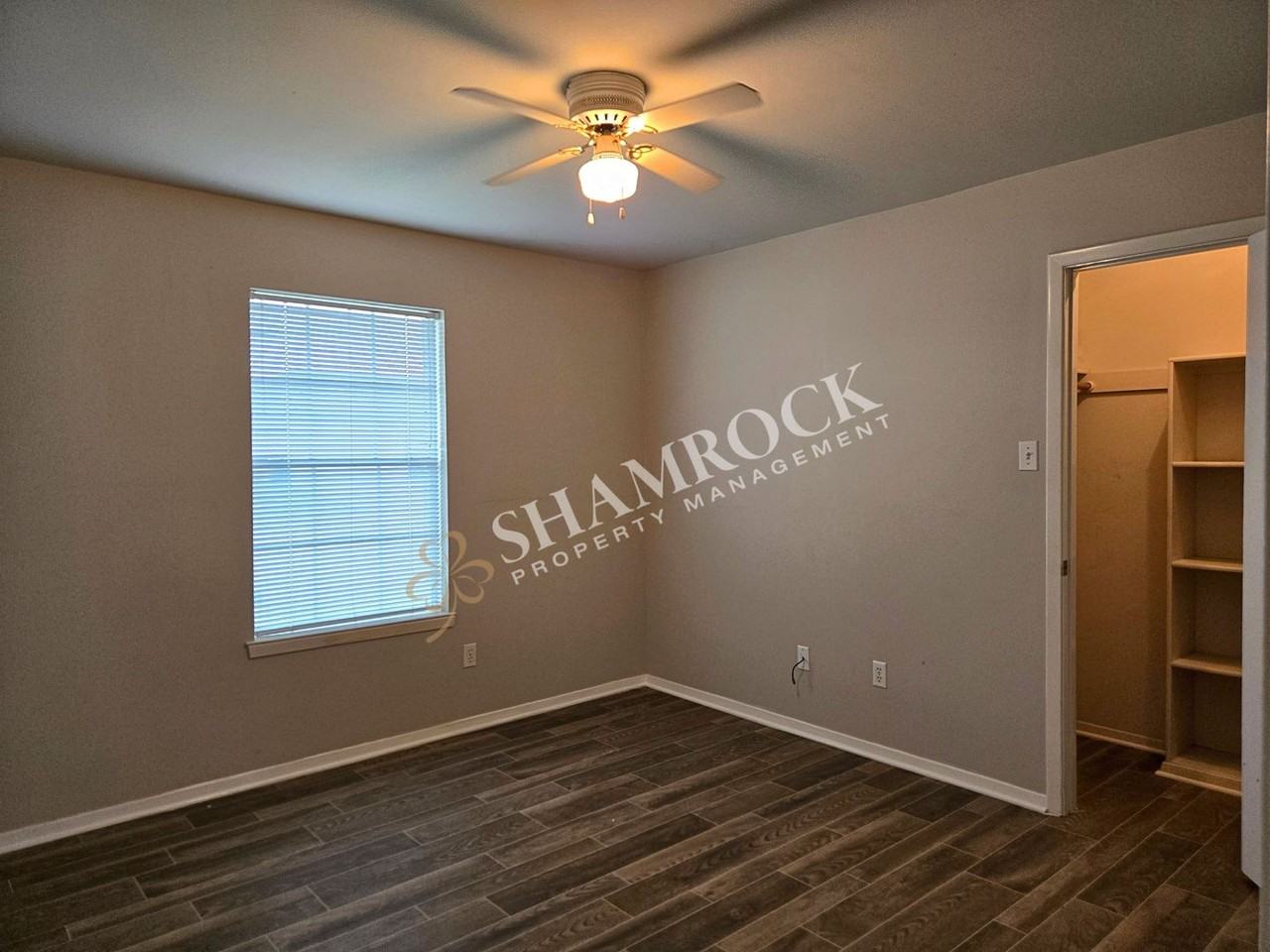 118 Deanna St - Photo 6 of 8