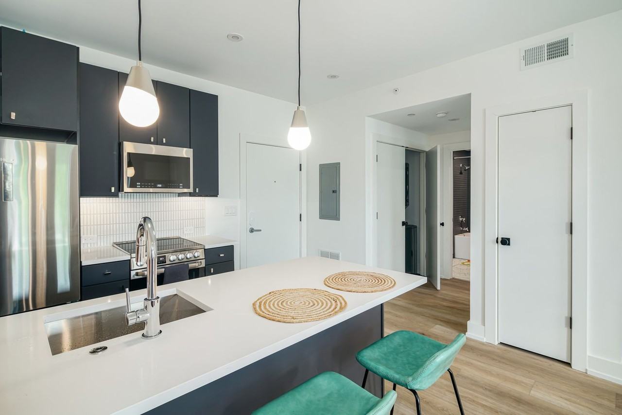 5013 Springfield Ave - Photo 4 of 33