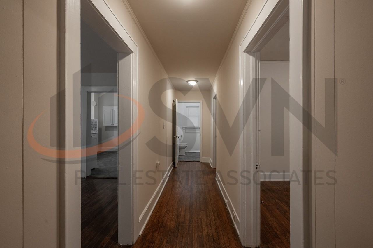 2809 Hillsborough Rd - Photo 7 of 18