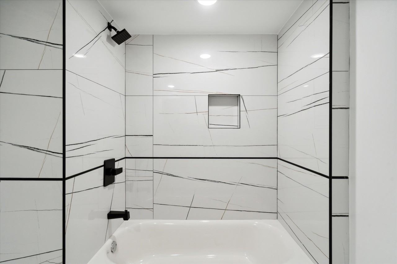 1951 Point Breeze Avenue - Photo 7 of 27