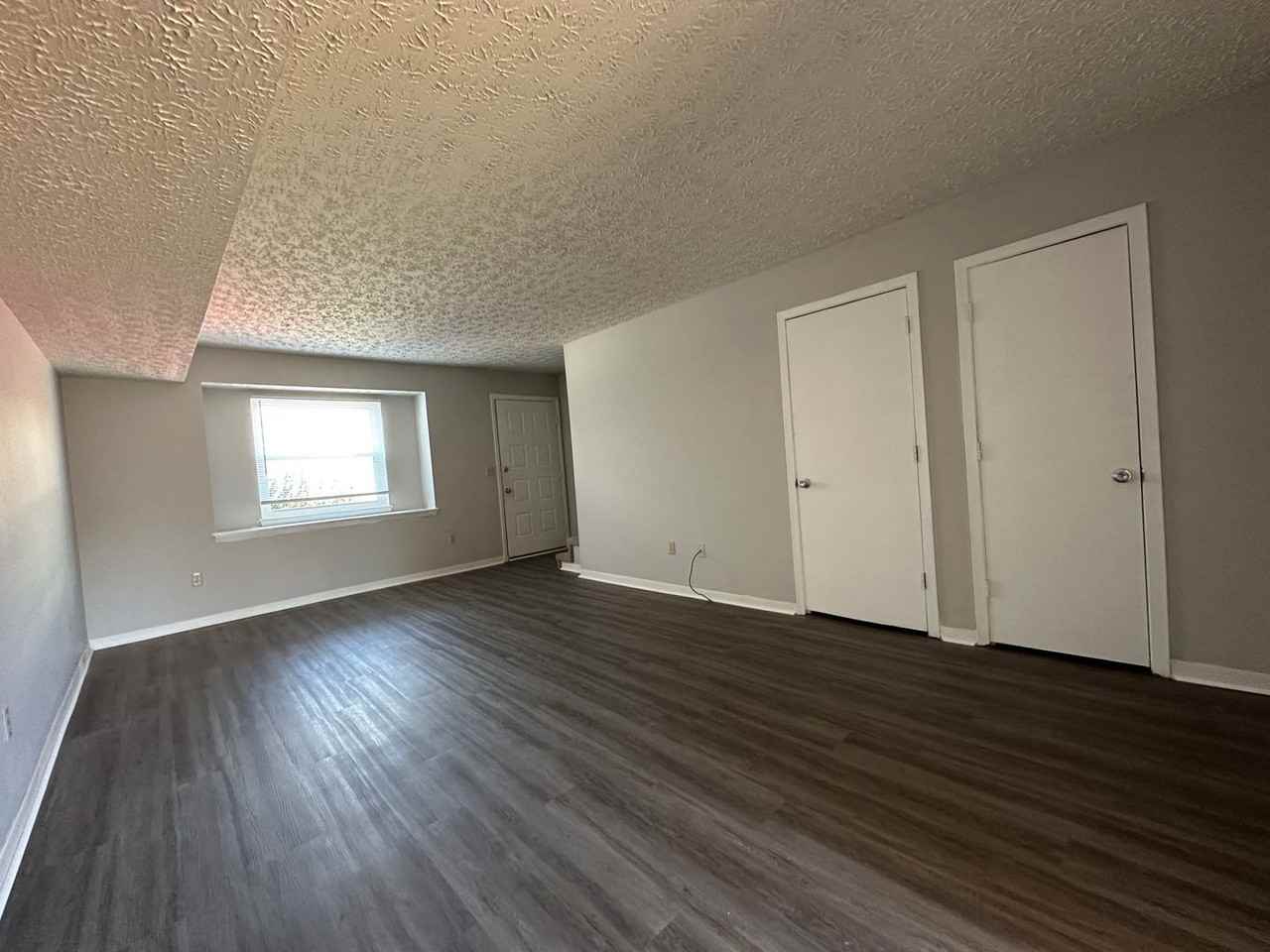 1053 Kendrick Creek Rd - Photo 3 of 14