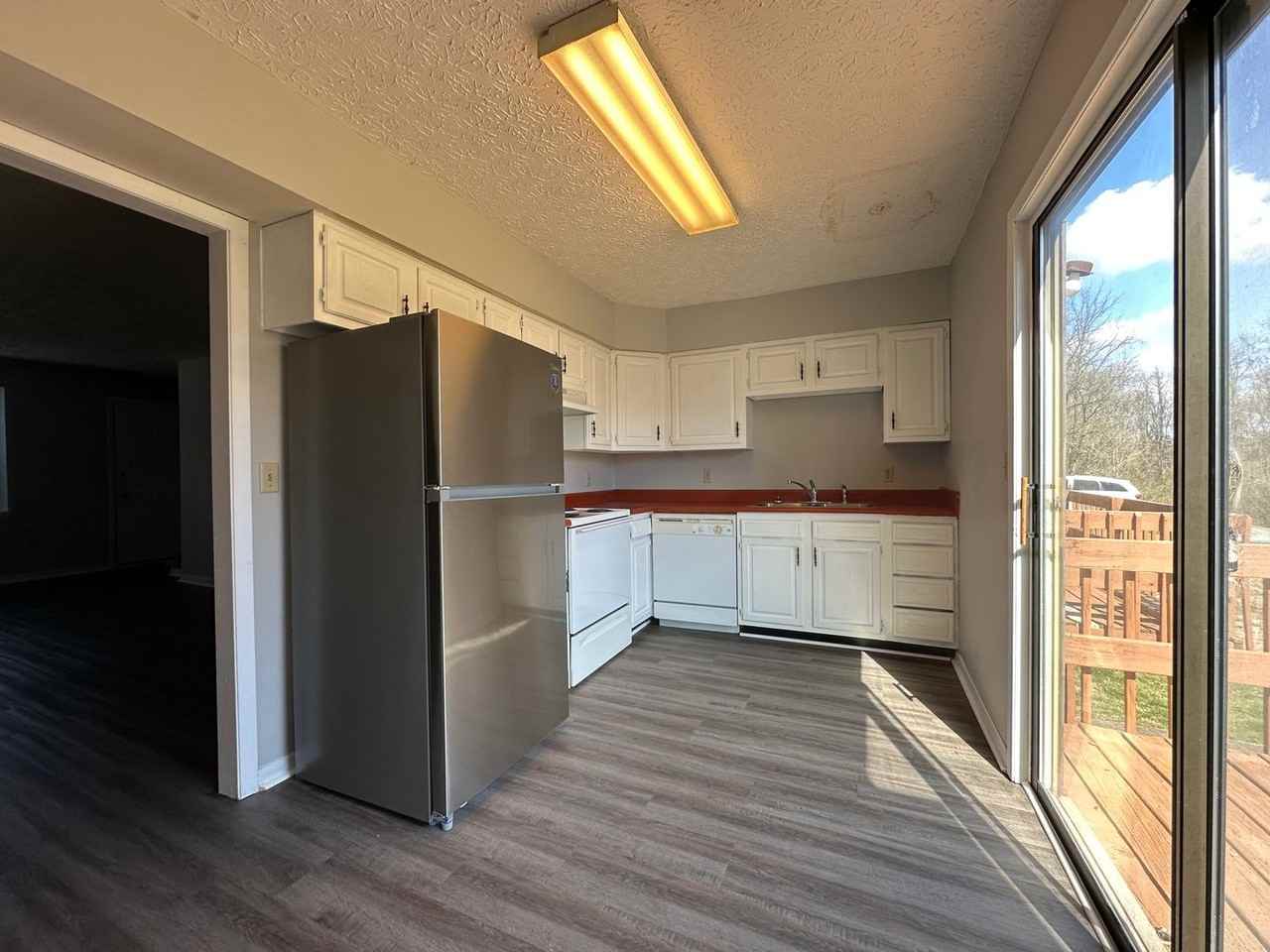 1053 Kendrick Creek Rd - Photo 5 of 14