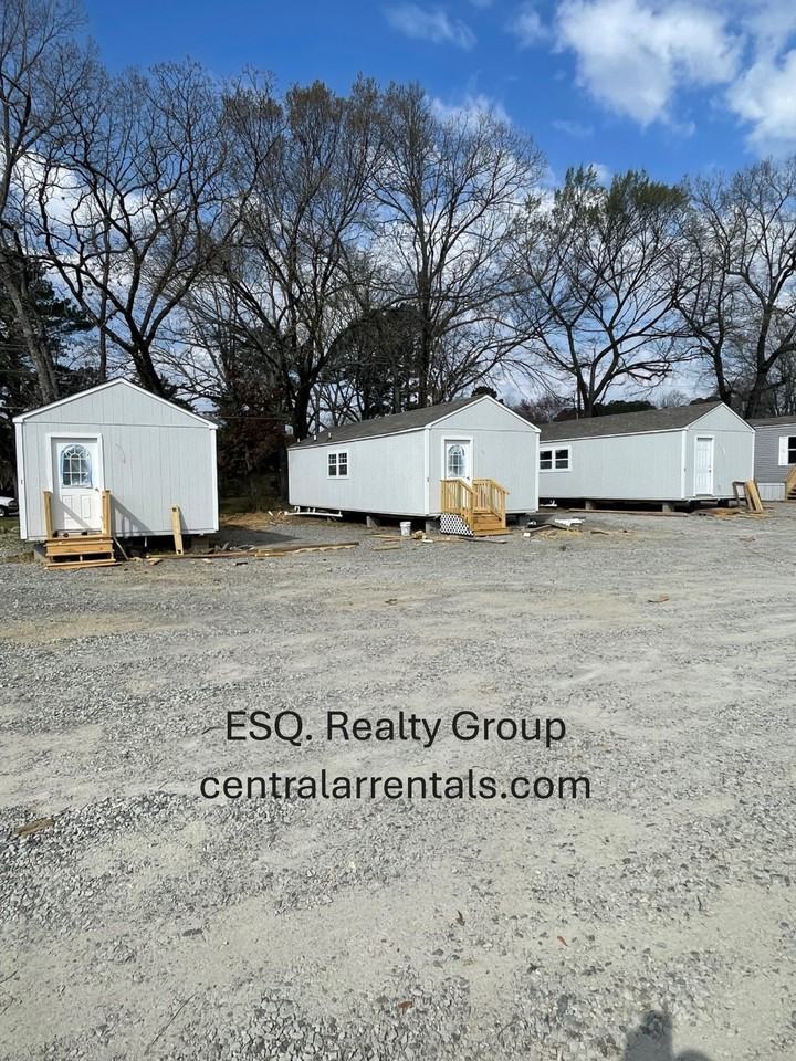 10204 Bamboo Lane - Photo 3 of 6
