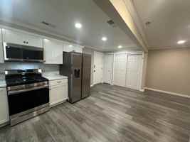 featured image of 1226 E Maywood Ave