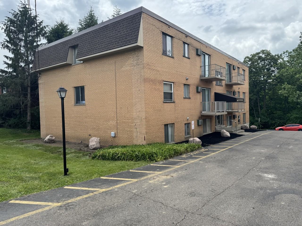 Cheviot Apartments 6273 - Photo 2 of 4