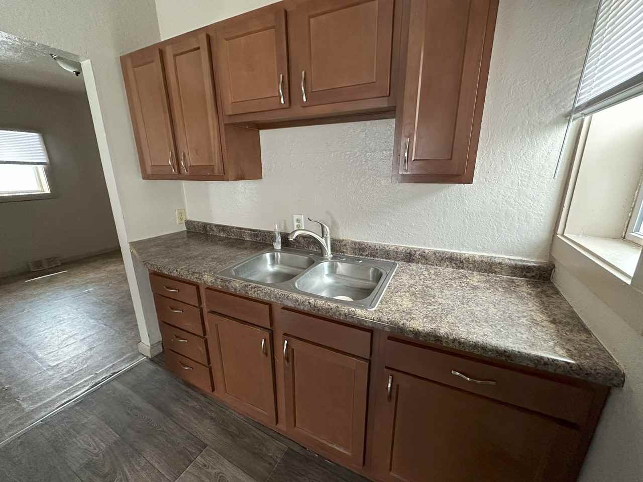 213 North Fairfax Avenue - Photo 3 of 10