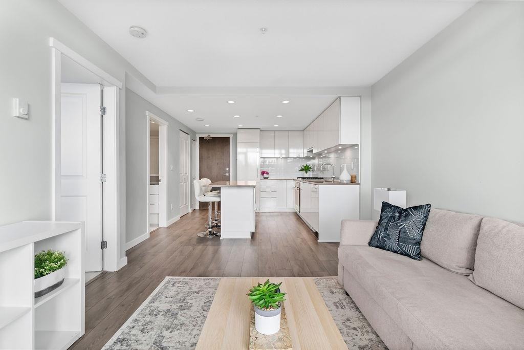 2388 Madison Avenue #1205 - Photo 5 of 27