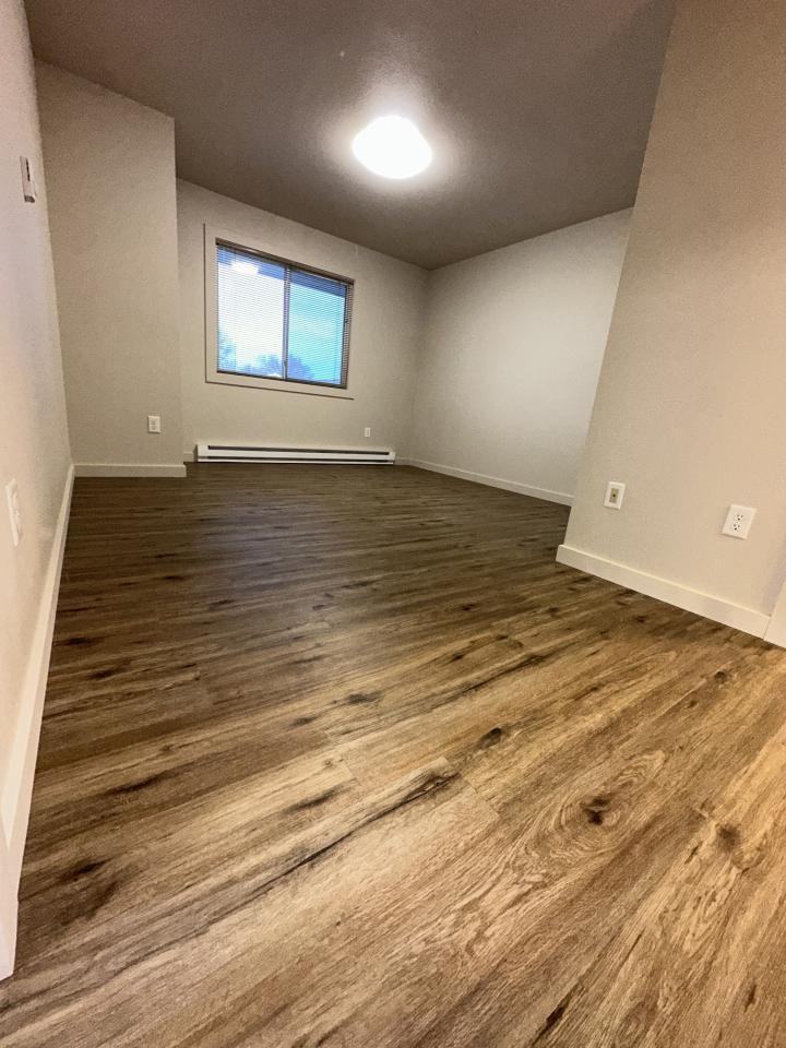 702 Avenue E #12 - Photo 5 of 7