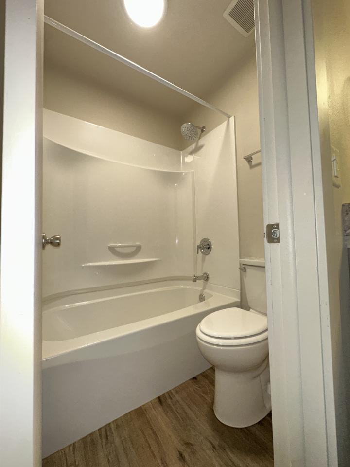 702 Avenue E #12 - Photo 7 of 7