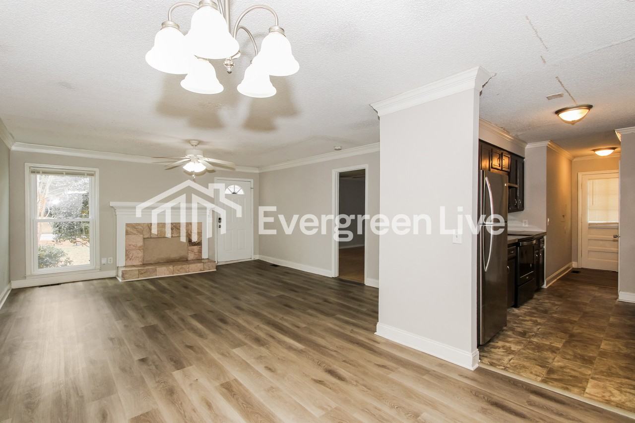 67 Westgrove Ct - Photo 2 of 15