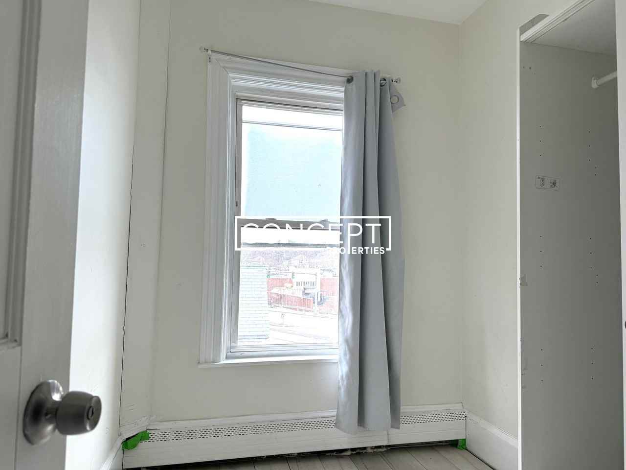 4 Woodbine St #2 - Photo 3 of 9