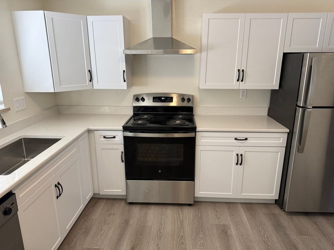 6014 S Prince St - Photo 3 of 19