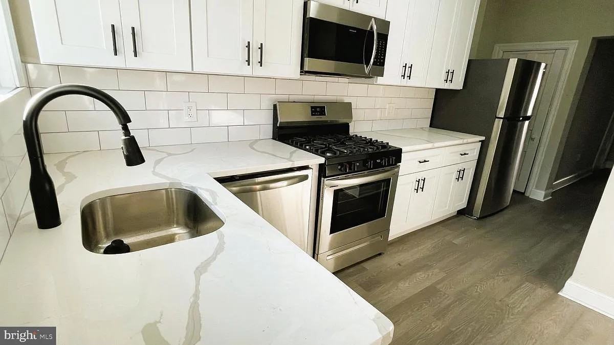 3828 Manayunk Ave - Photo 6 of 10