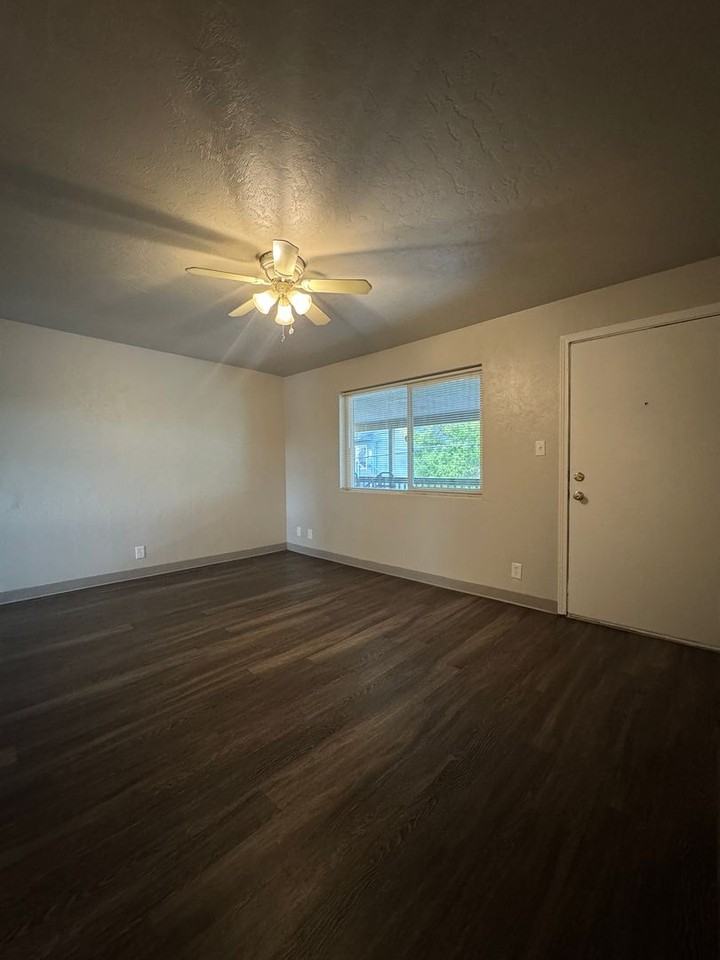 765 E 18th Ave #11 - Photo 3 of 10