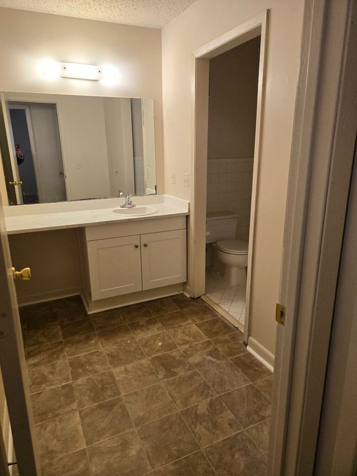 226 Yelton Ct - Photo 7 of 8