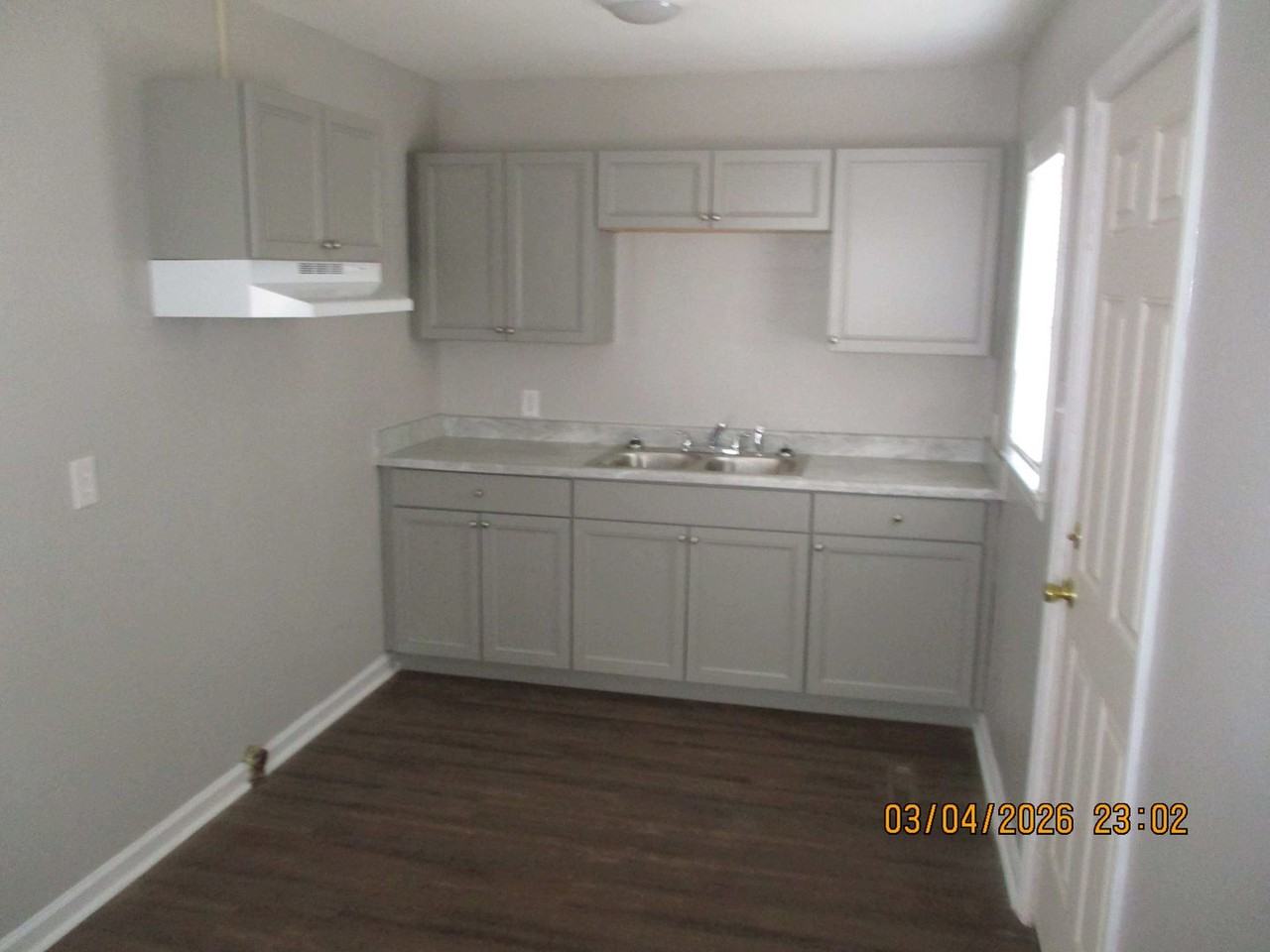 1401 W Gordon Ave - Photo 6 of 7