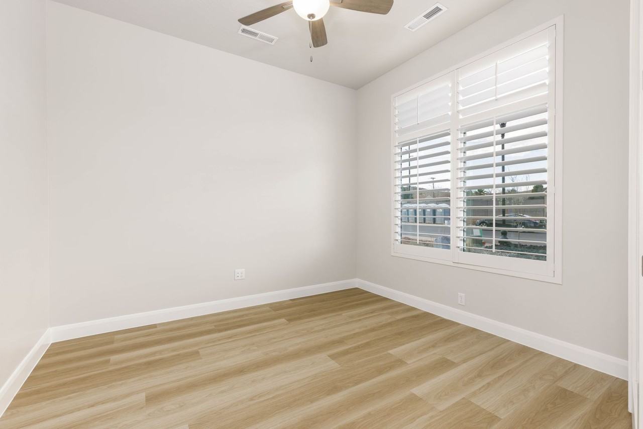 2588 2588 E Suniva Way - Photo 6 of 27