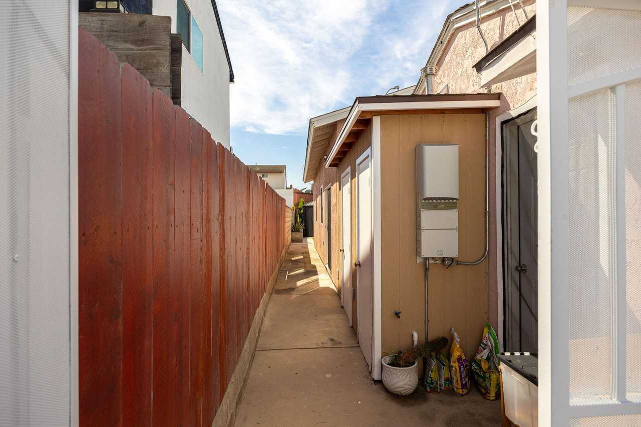 4089 Daves Way - Photo 2 of 16