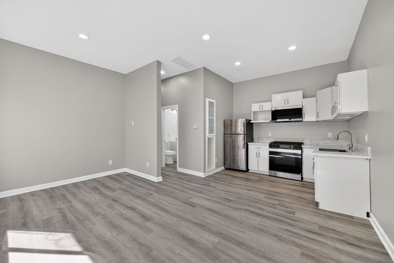 4089 Daves Way - Photo 4 of 16