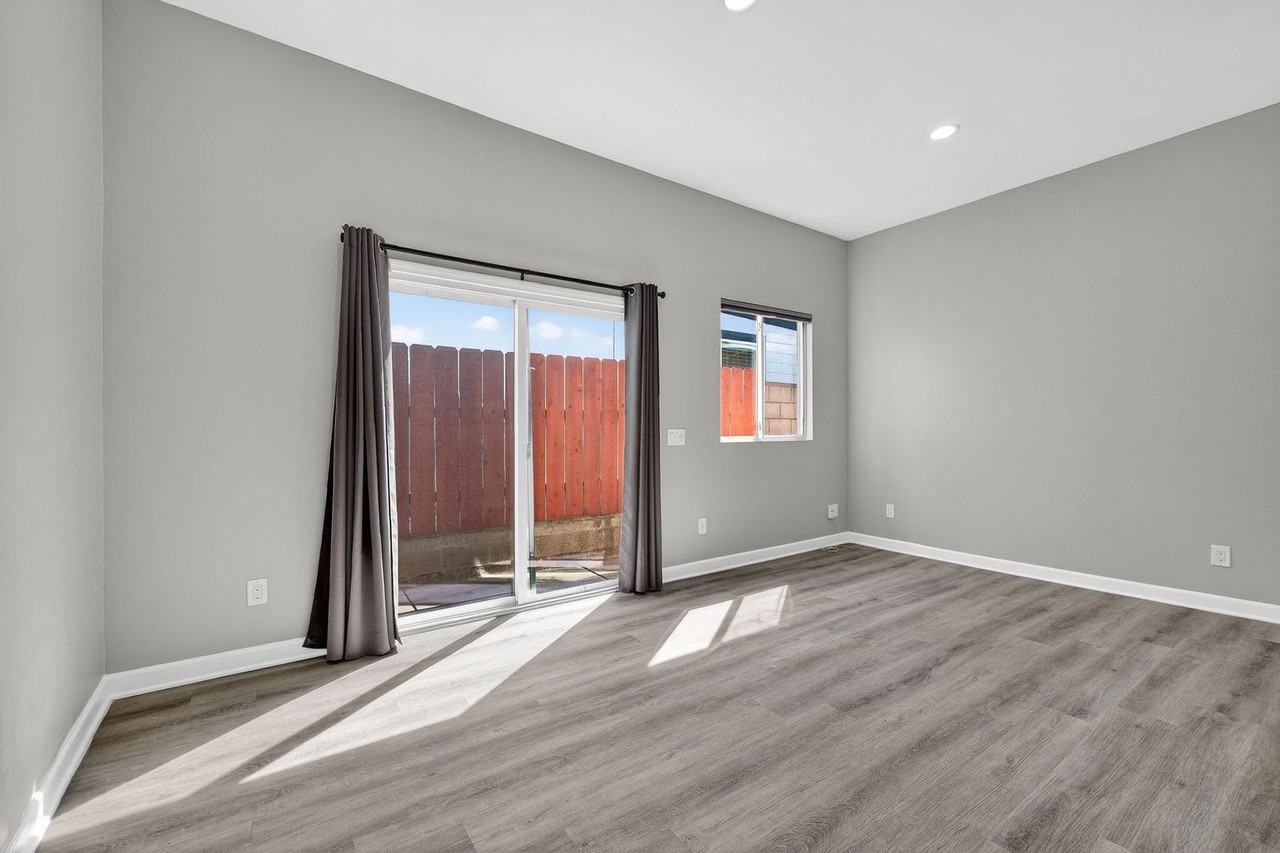 4089 Daves Way - Photo 6 of 16