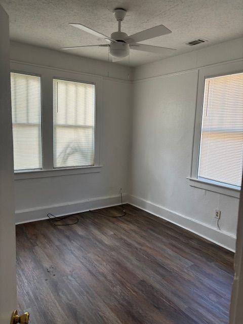 1213 E 38th St - Photo 6 of 7