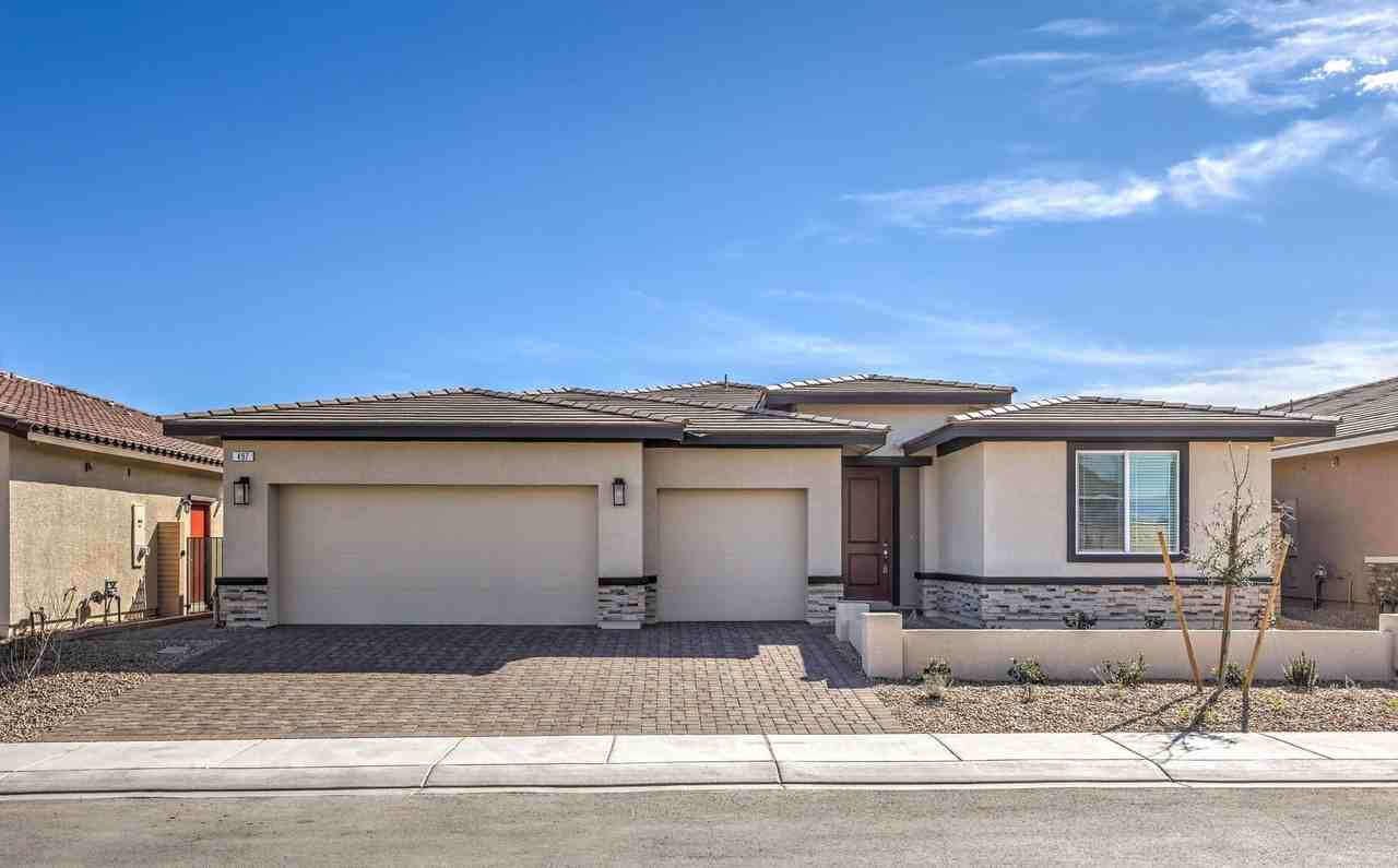 497 Chestnut Falcon Ave