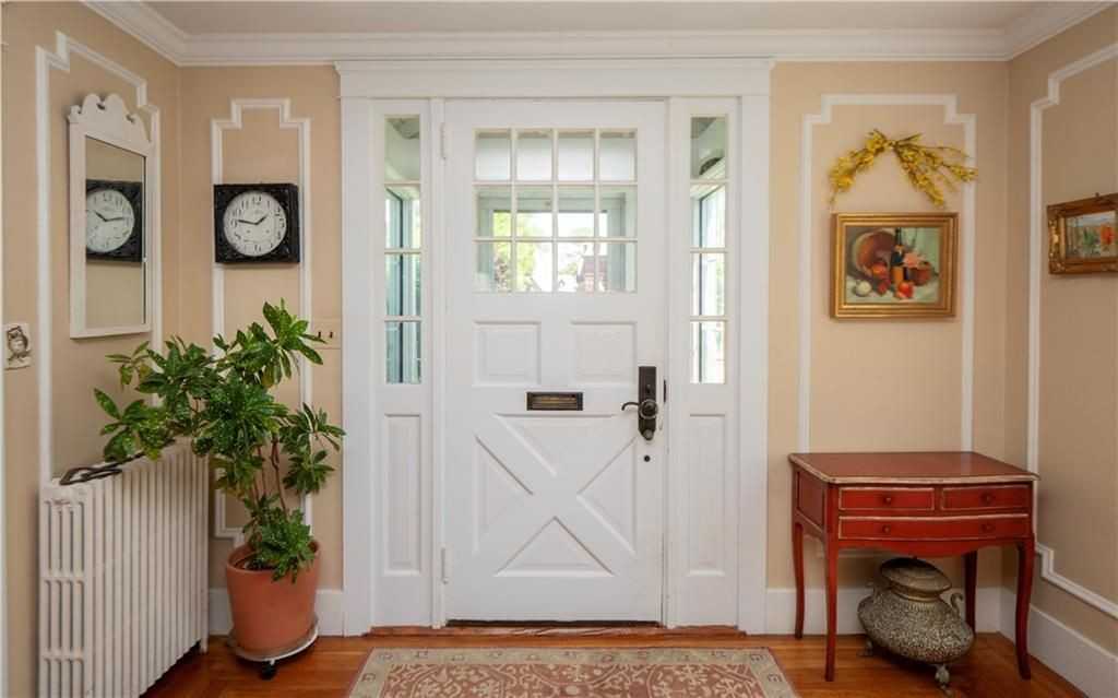 27 Red Cross Ave - Photo 6 of 39