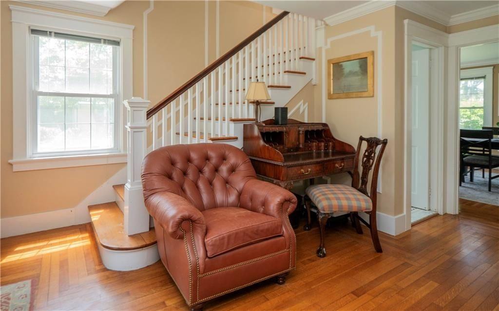 27 Red Cross Ave - Photo 7 of 39