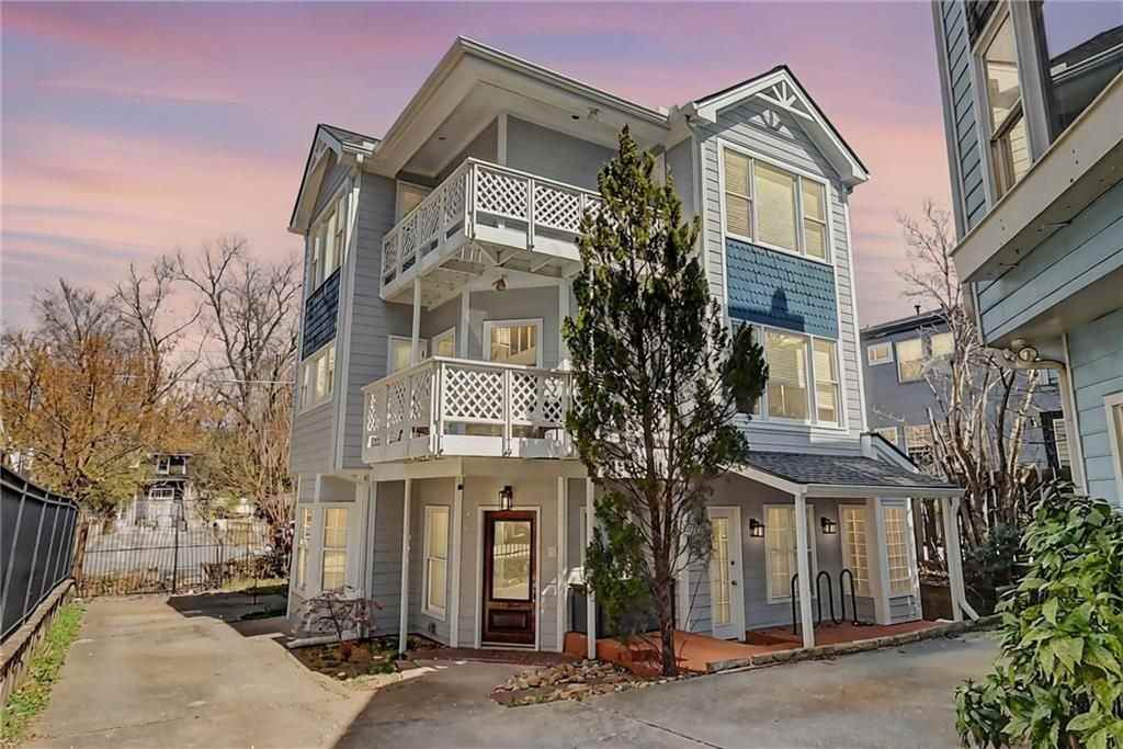 1036 Greenwood Ave Ne ##C - Photo 2 of 33