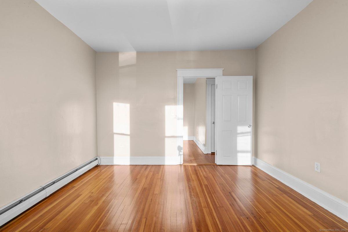 329 Broad St ##2 - Photo 6 of 14