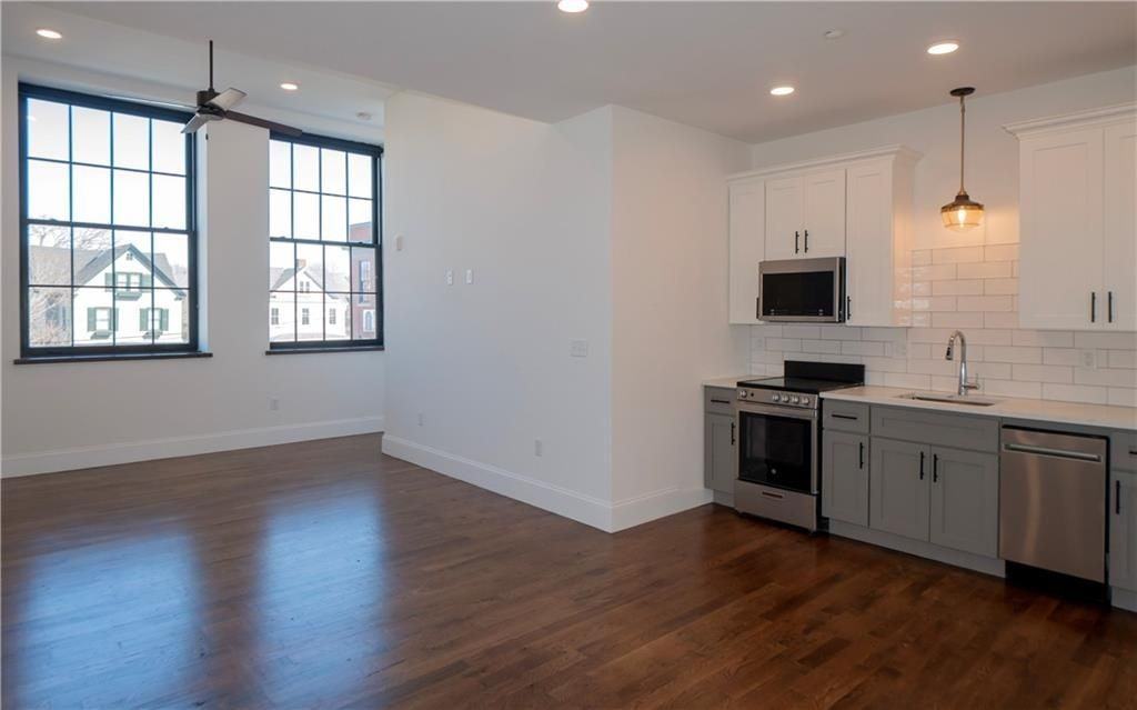 15 Cranston Ave ##12 - Photo 4 of 14