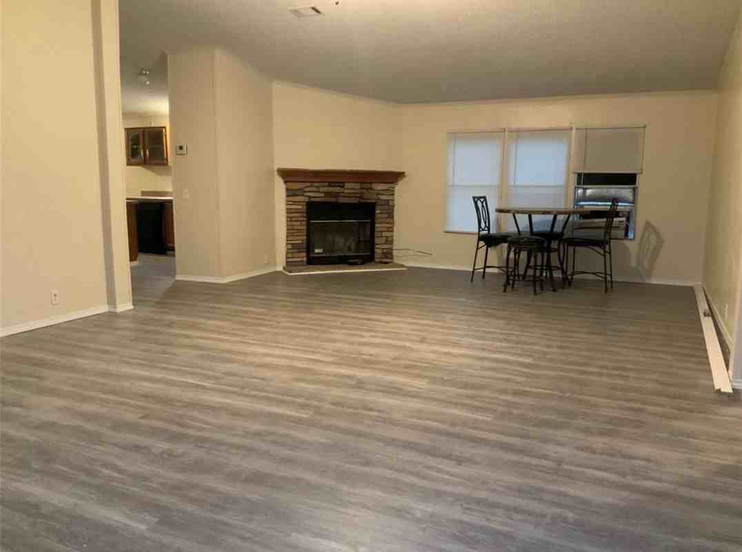 4817 Pecan Ln - Photo 2 of 8