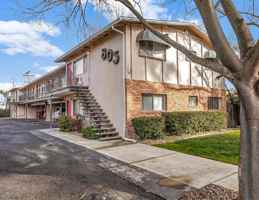 featured image of 805 11th St