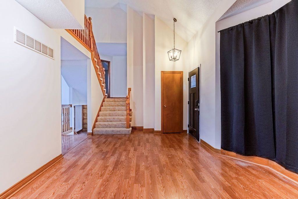 8403 W 150th St - Photo 3 of 23