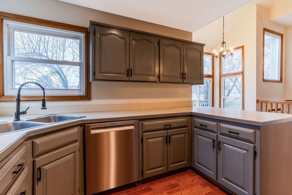 8403 W 150th St - Photo 5 of 23