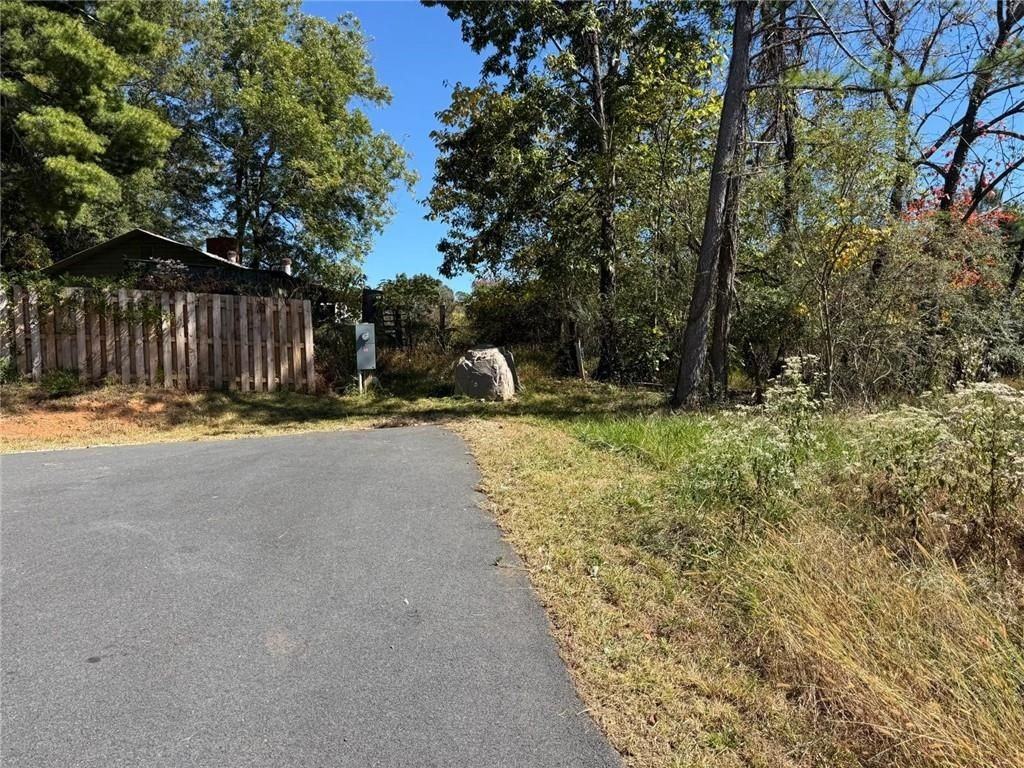 635 Ben Higgins Rd - Photo 6 of 49