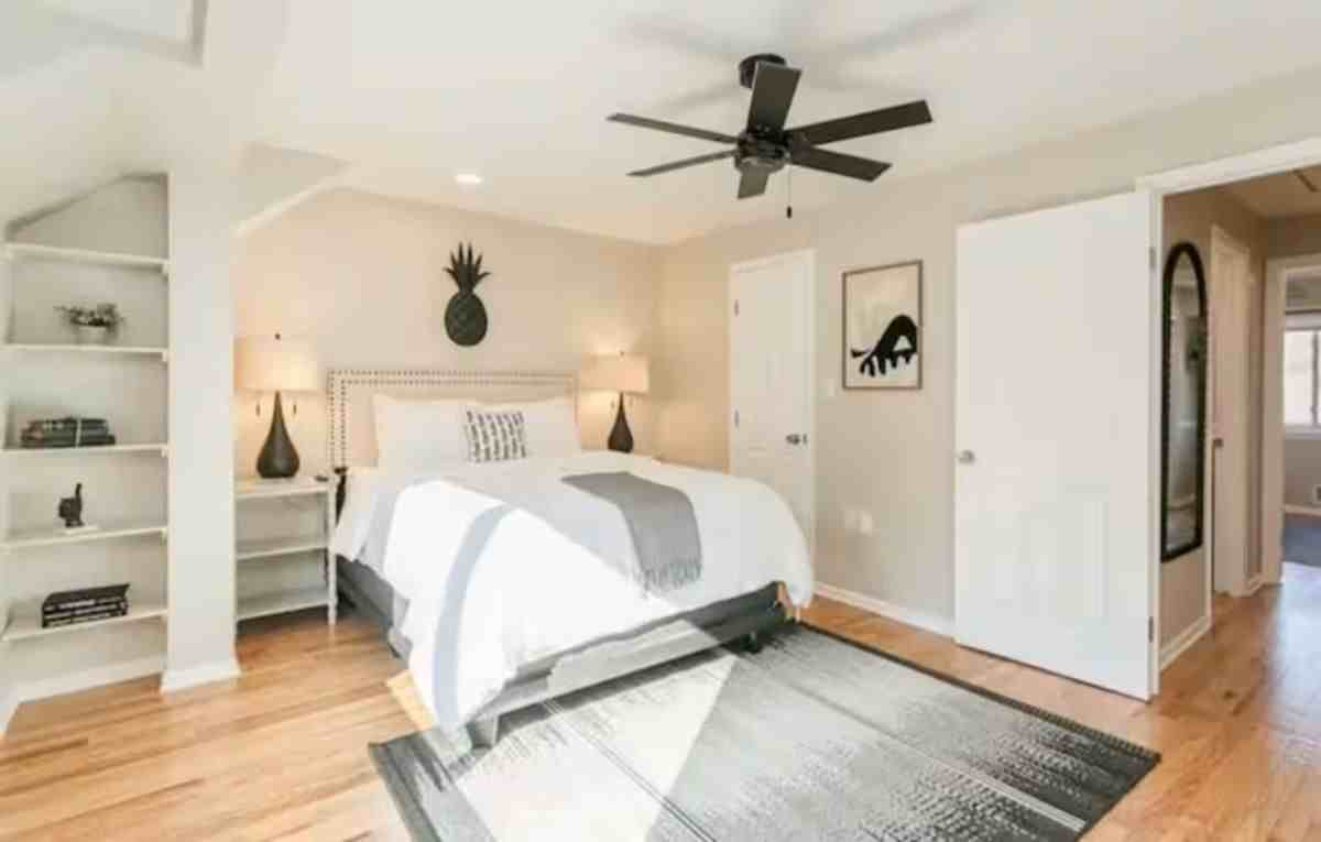 549 University Ave - Photo 7 of 13