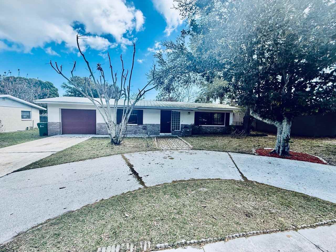 410 S Tropical Trl - Photo 2 of 30