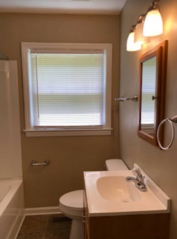 436 Gary Hills Dr - Photo 6 of 10