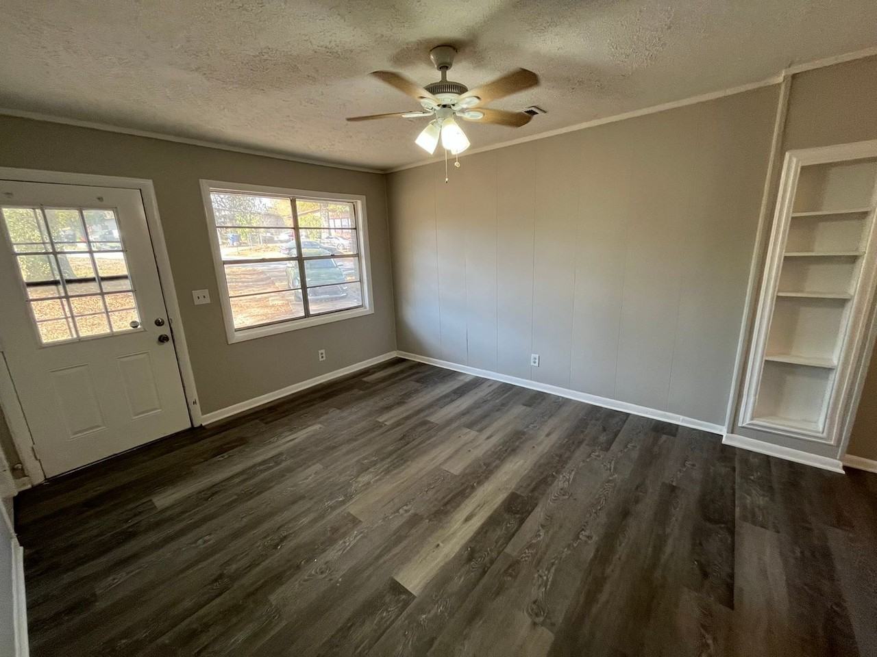 4707 Marino St - Photo 6 of 20