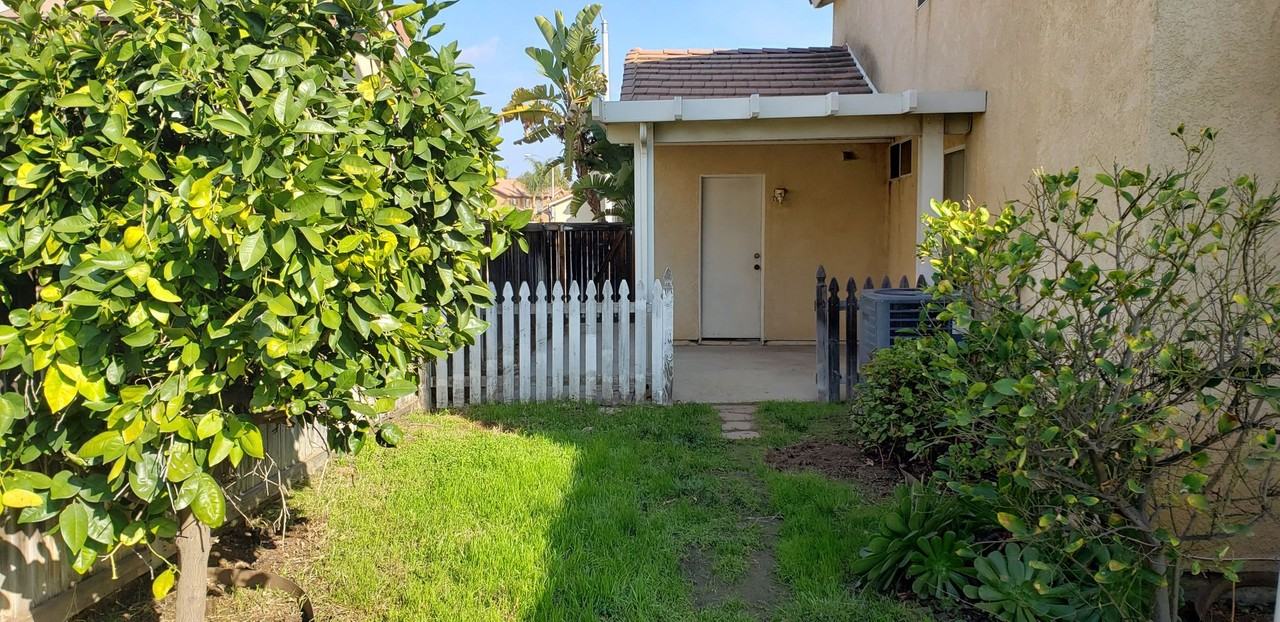 7621 Kelty Dr - Photo 7 of 38