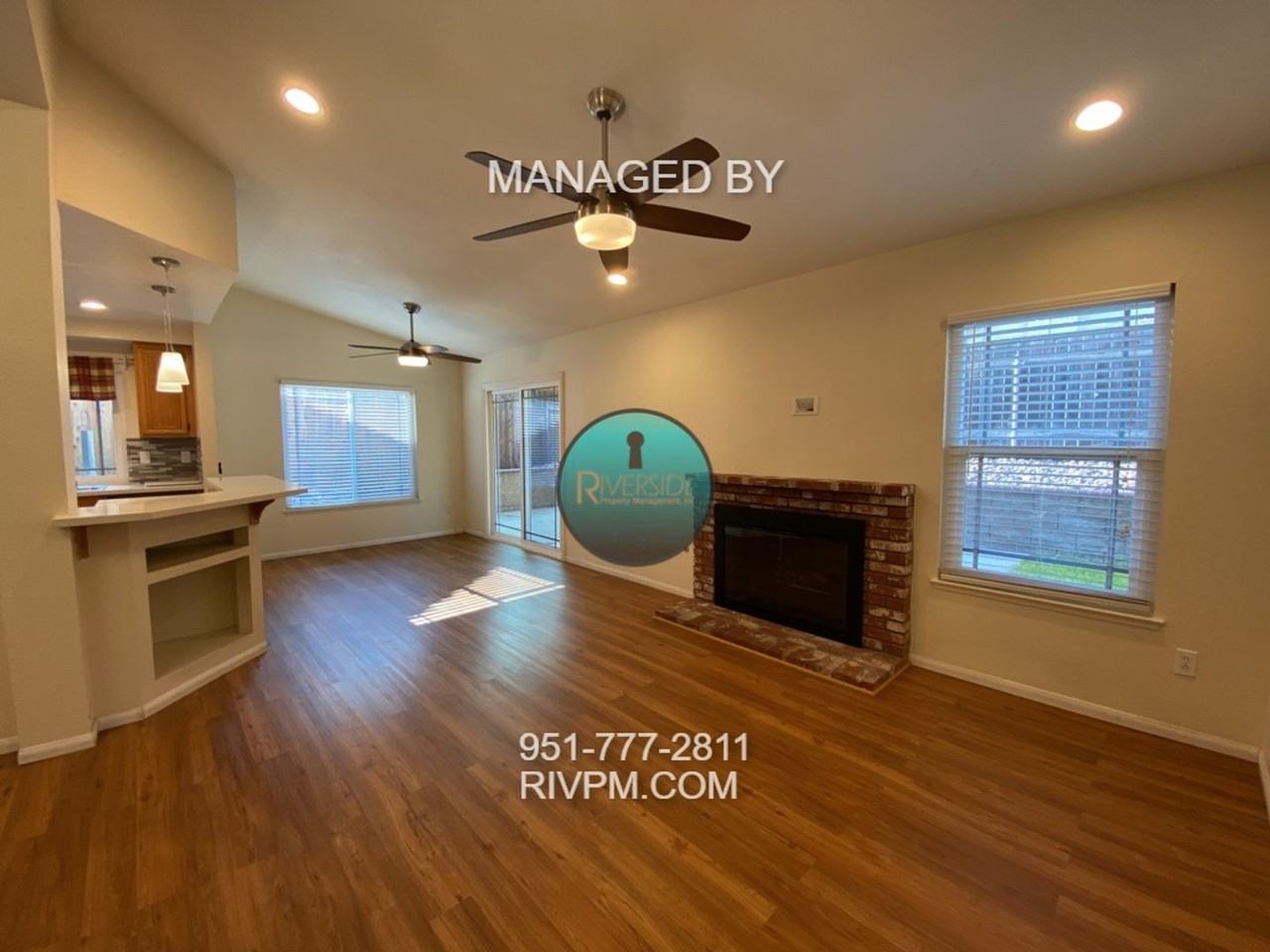 19941 Windwood Cir - Photo 5 of 22