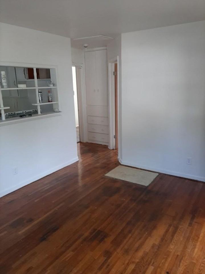 1830 S Exchange St - Photo 2 of 8