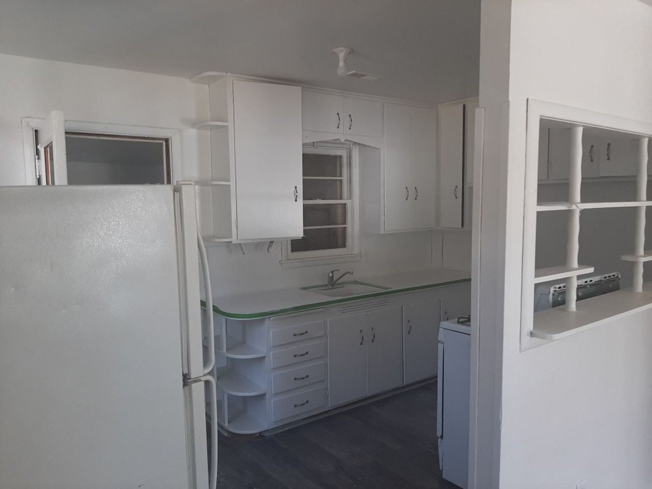 1830 S Exchange St - Photo 5 of 8