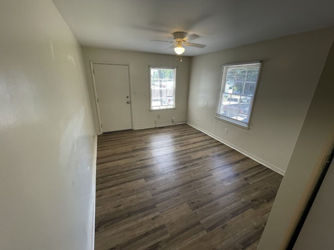 1007 Tipton St - Photo 3 of 9