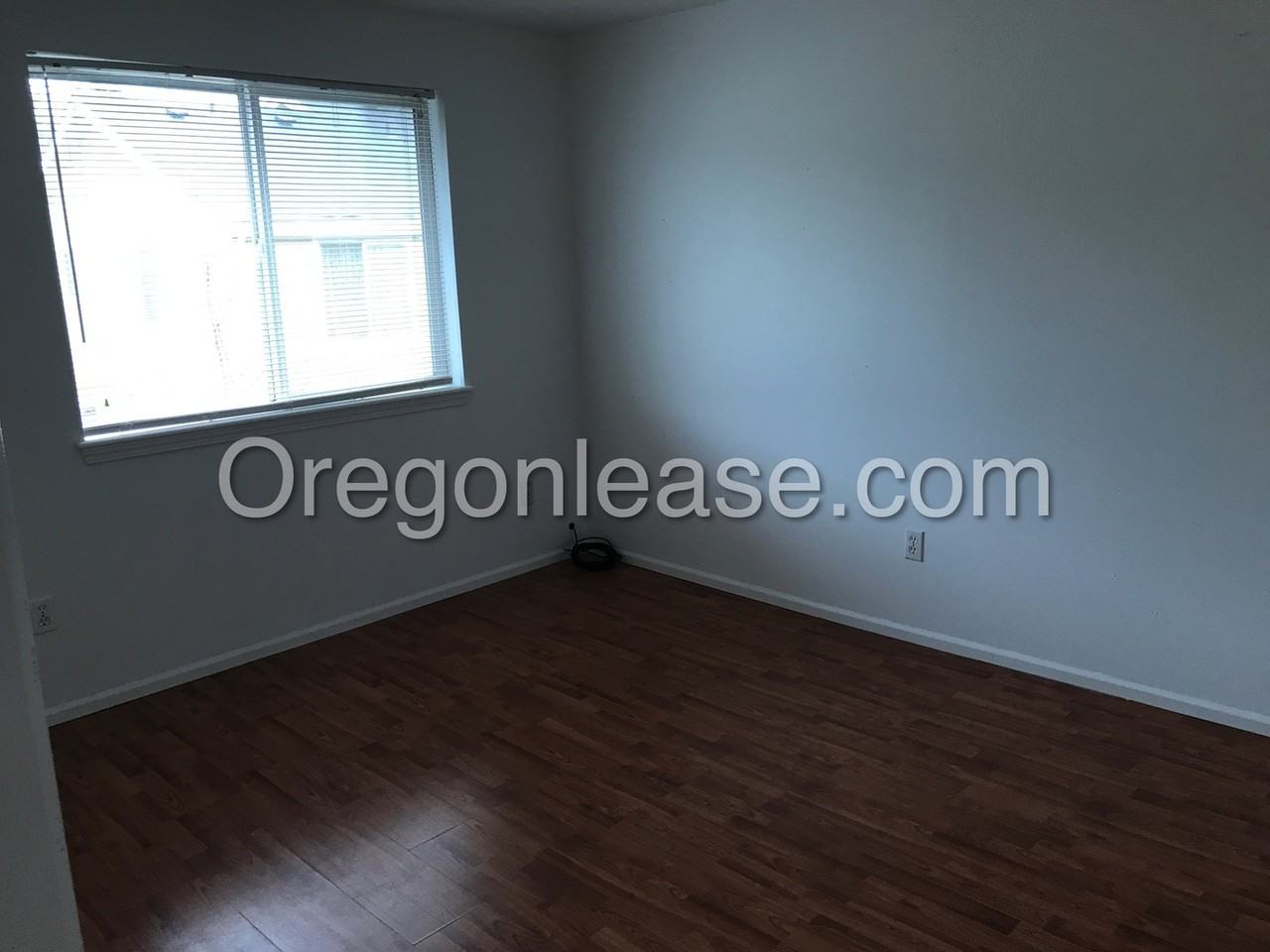 3725 Westleigh St - Photo 3 of 12