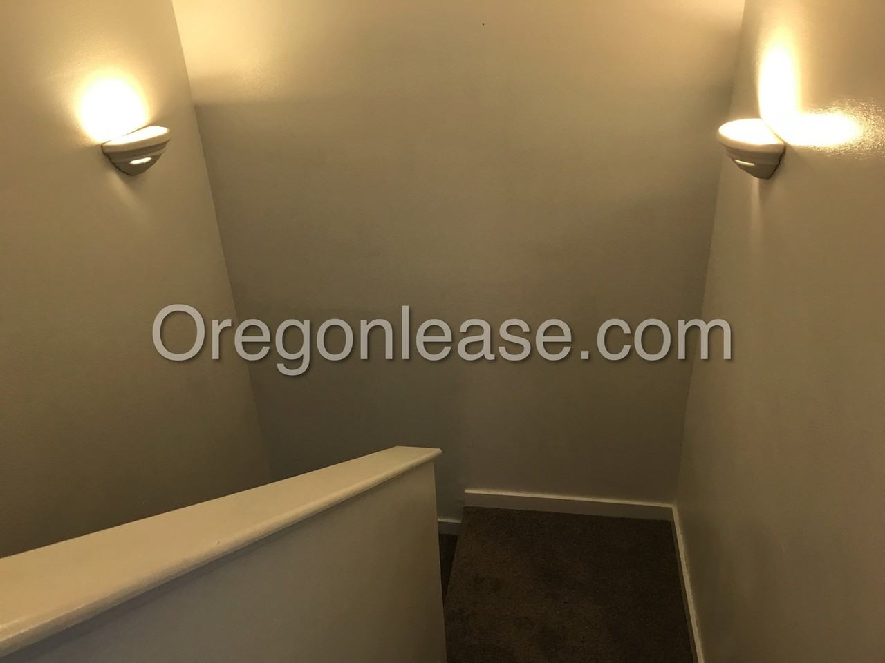 3725 Westleigh St - Photo 5 of 12