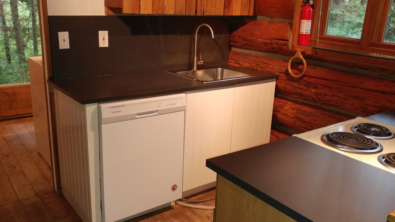 4778 Pinewood Cir - Photo 2 of 7